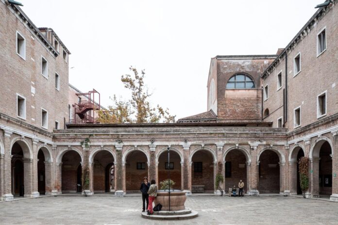 universita,-iuav-a-venezia-forma-ingegneri-e-pianificatori-di-domani,-custodi-di-mare-e-ambiente