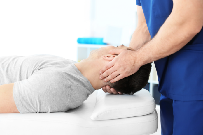 osteopatia,-si-riaccende-il-dibattito:-e-una-tecnica-sicura?