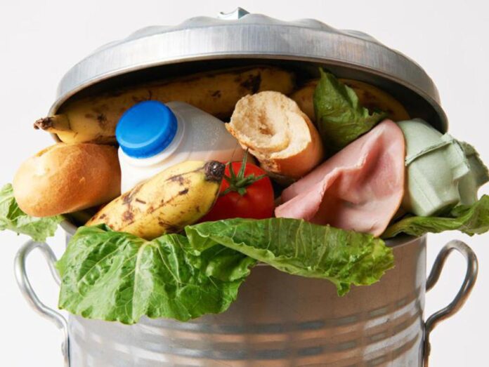 cresce-il-food-waste,-ogni-settimana-gettati-oltre-680-grammi-di-cibo-a-testa