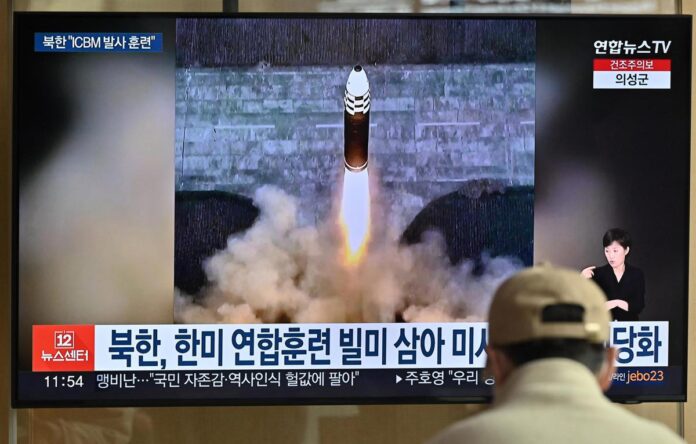 corea-del-nord-testa-nuovo-missile:-testata-gigante-da-4,5-tonnellate