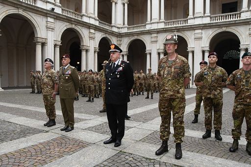 carabinieri,-visita-gen-luzi-e-gen.-masiello-ai-neo-allievi-ufficiali